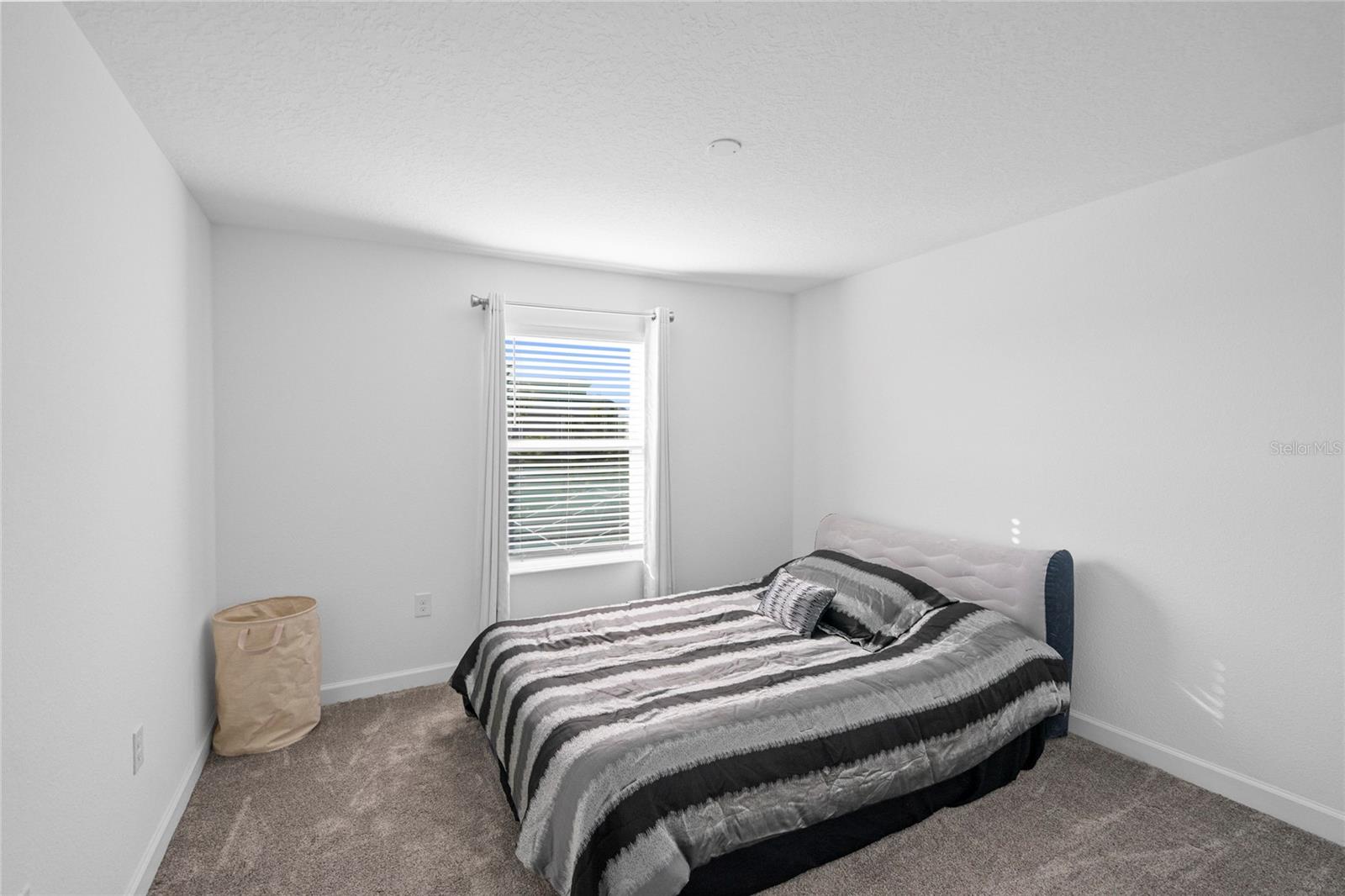 Image 15 of 32 For 760 Pebble Beach Drive