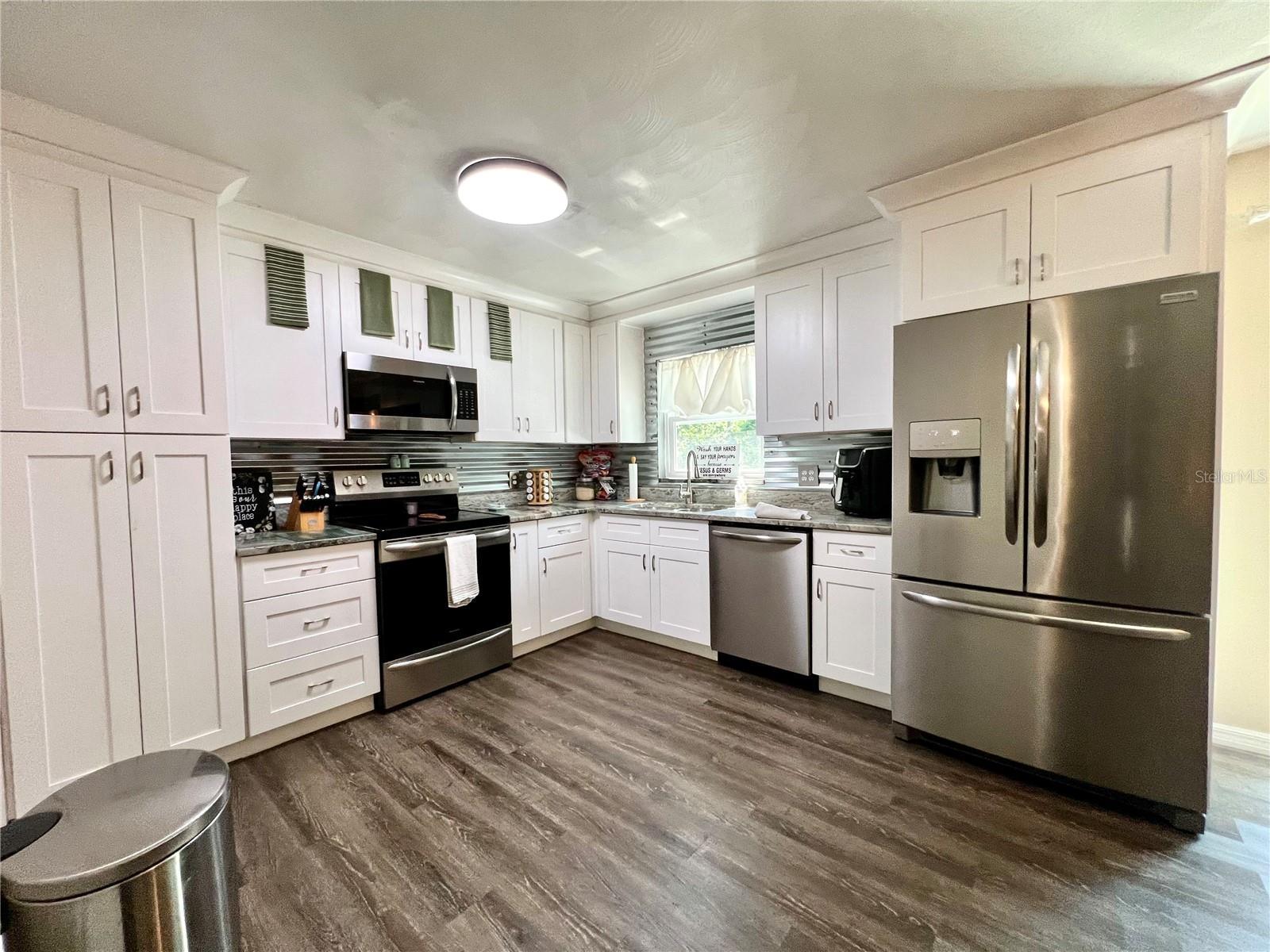 Image 3 of 16 For 1510 Sabra Drive
