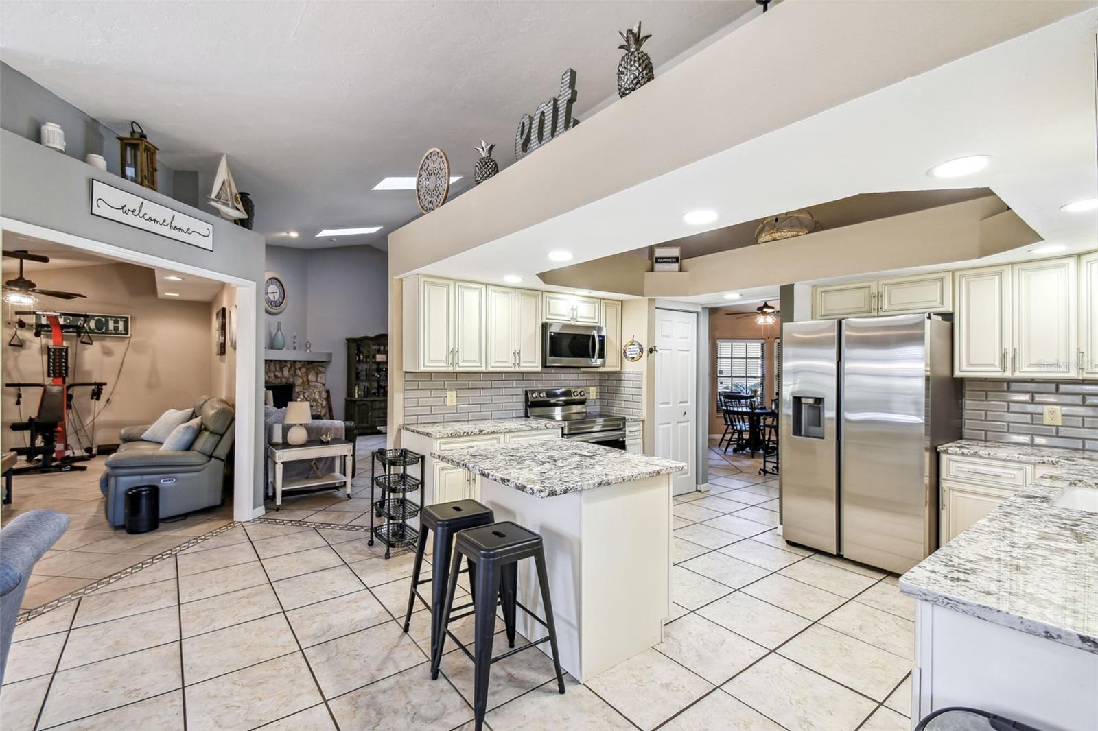 Image 18 of 50 For 4346 Thomas Wood Ln E