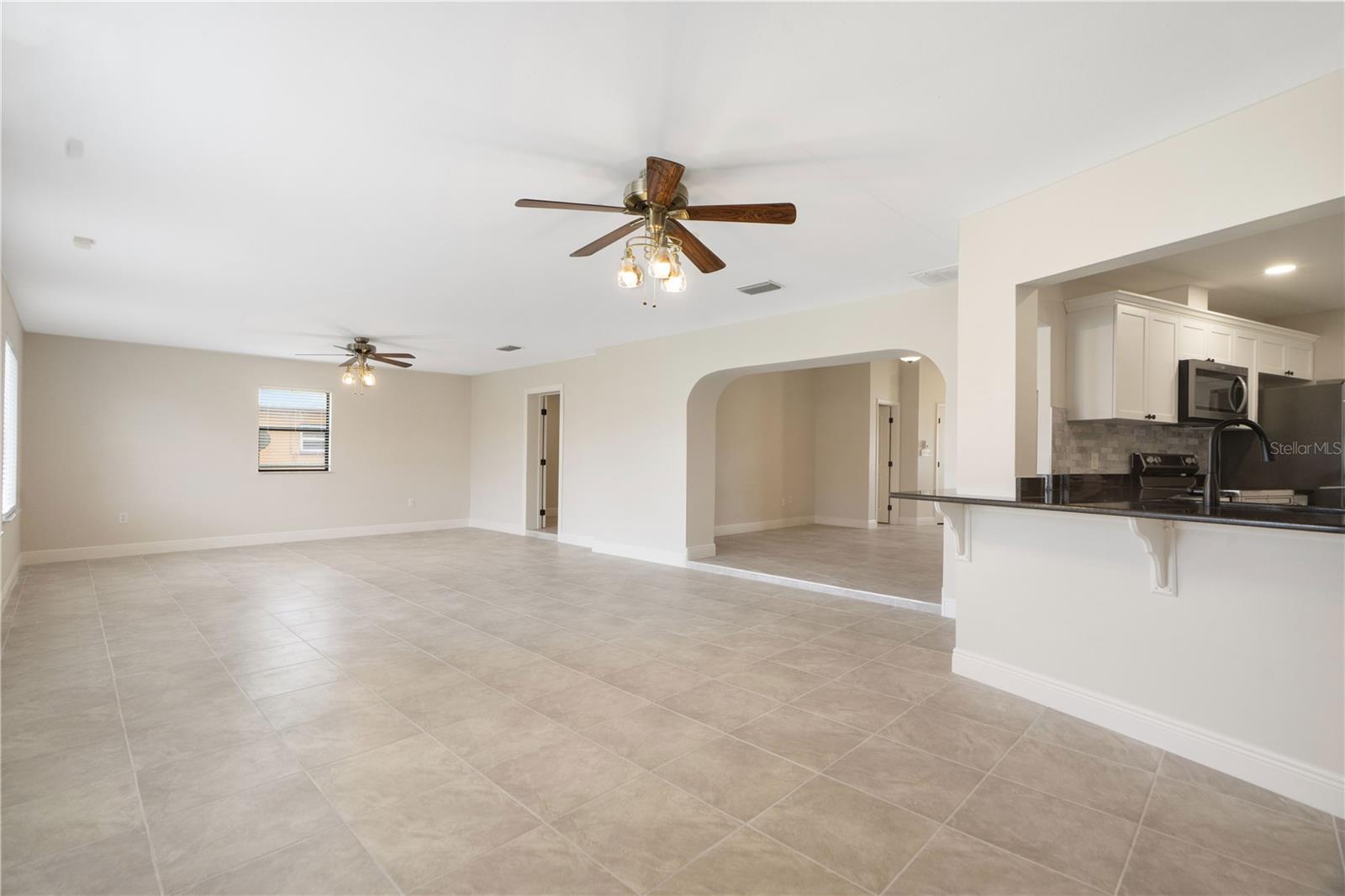 Listing photo id 22 for 5008 Southshore Drive