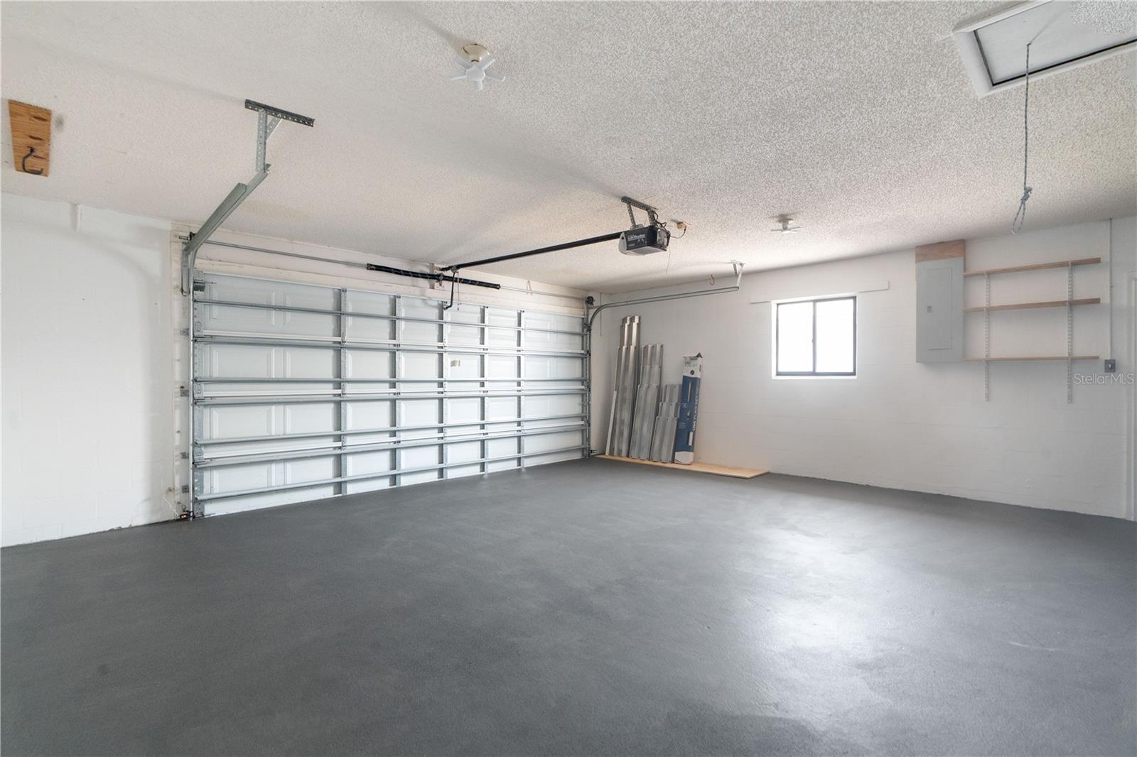 Listing photo id 37 for 5008 Southshore Drive