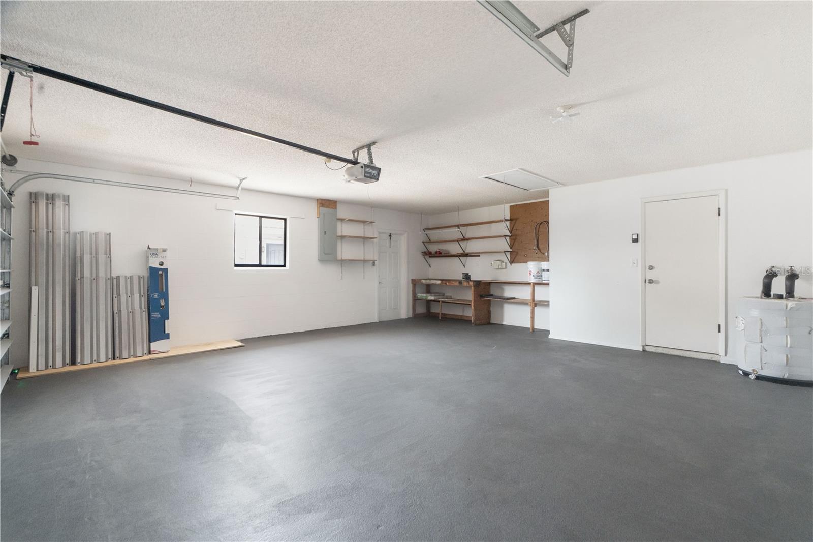 Listing photo id 38 for 5008 Southshore Drive