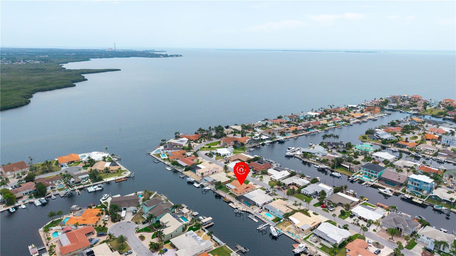 Listing photo id 46 for 5008 Southshore Drive