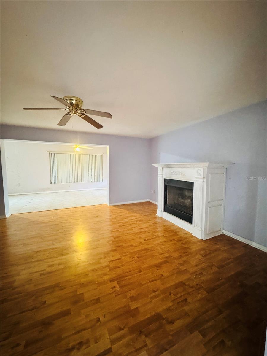 Image 13 of 25 For 977 Gershwin Drive