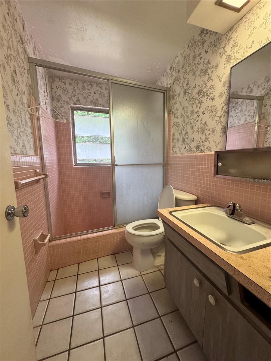 Image 14 of 25 For 977 Gershwin Drive