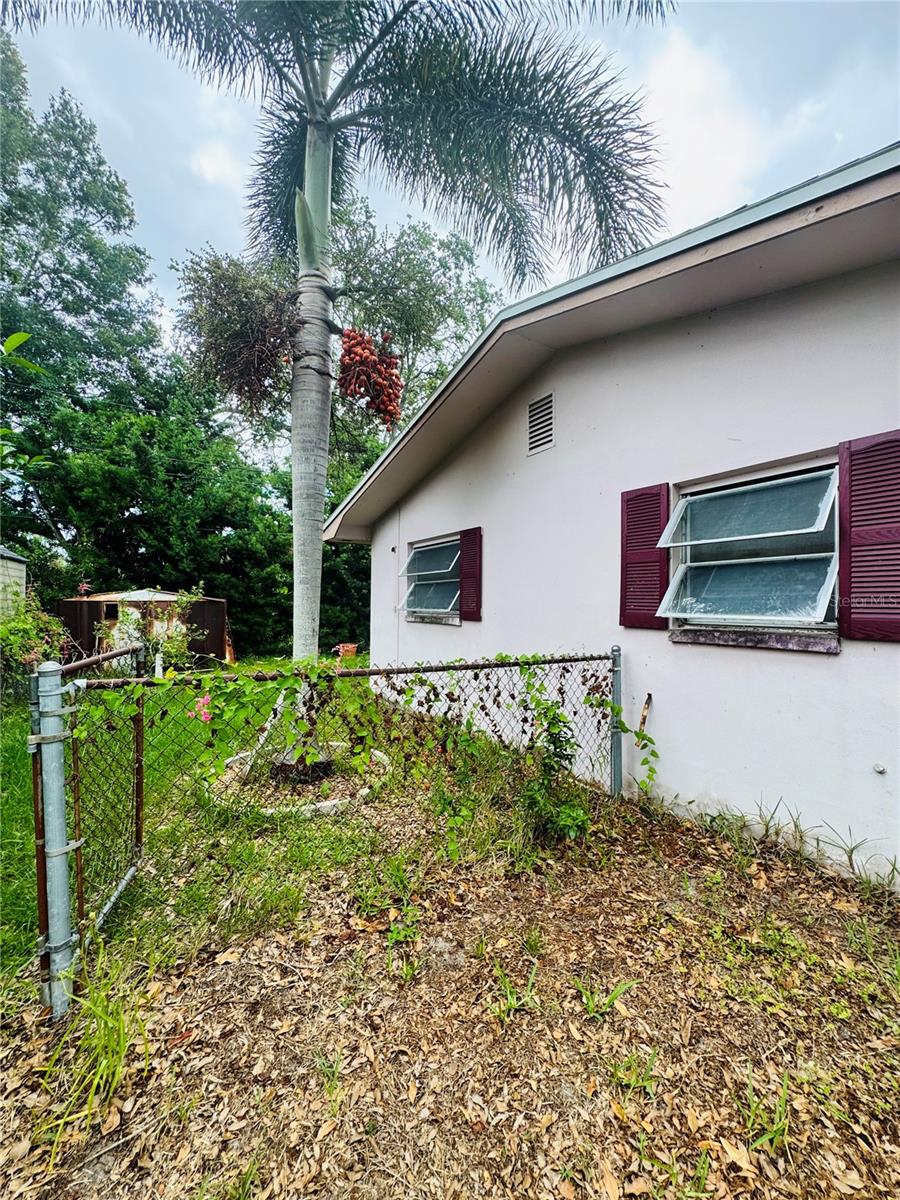 Image 6 of 25 For 977 Gershwin Drive