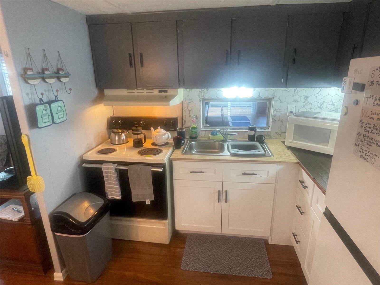 Image 6 of 15 For 1100 Curlew Road 194