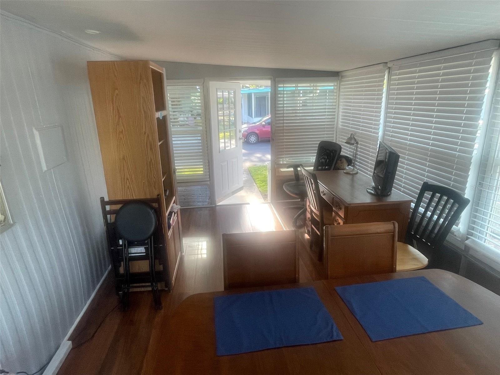 Image 8 of 15 For 1100 Curlew Road 194