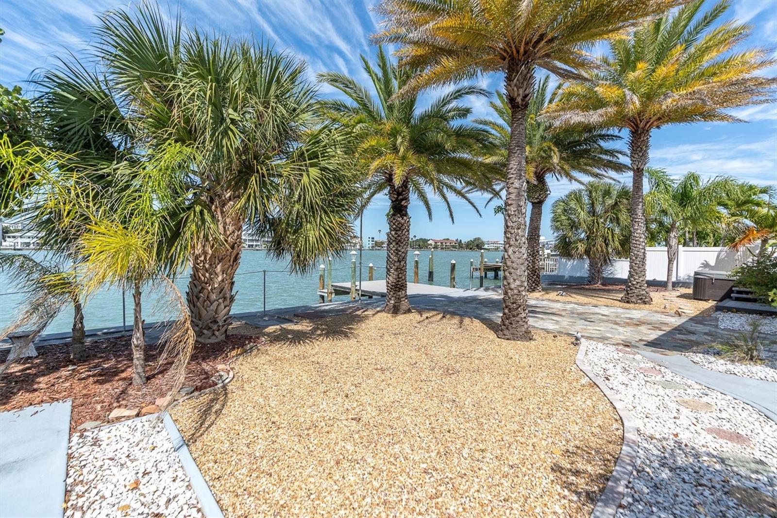 Image 41 of 51 For 9020 Gulf Boulevard