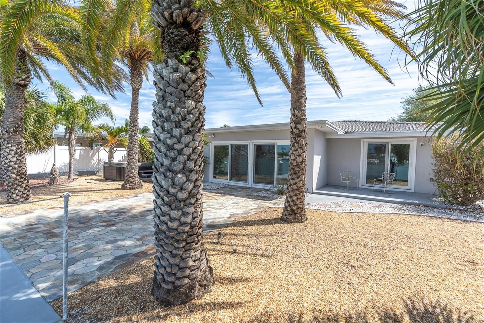 Image 42 of 51 For 9020 Gulf Boulevard
