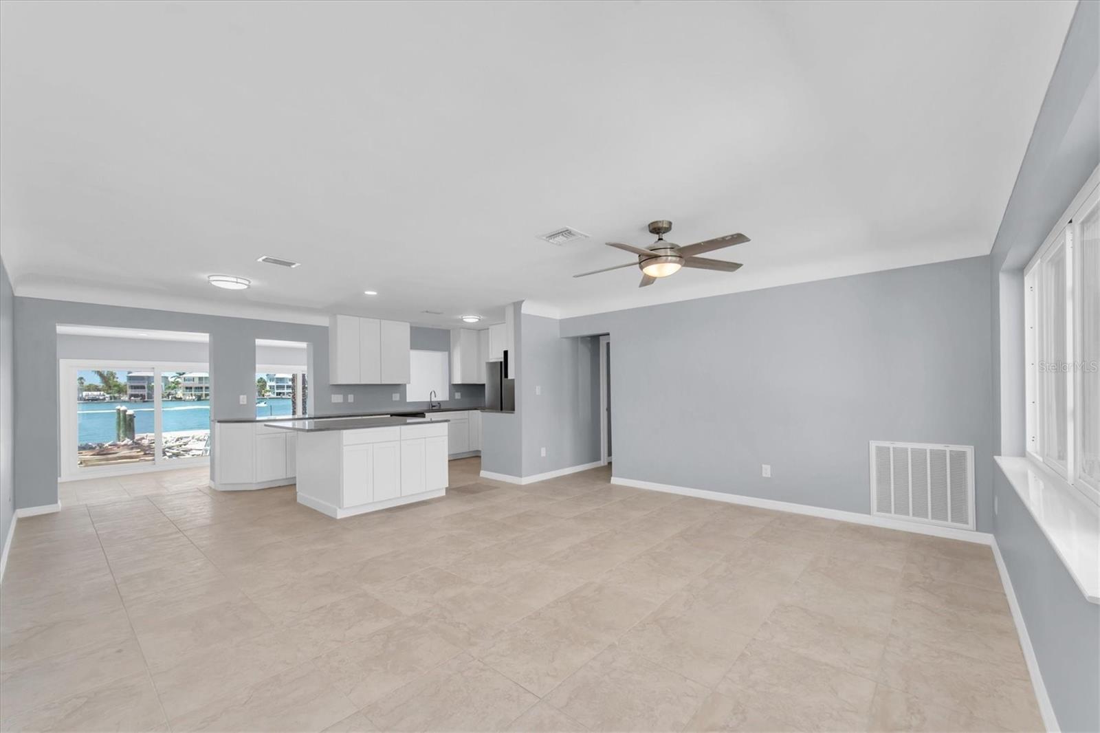 Image 9 of 51 For 9020 Gulf Boulevard