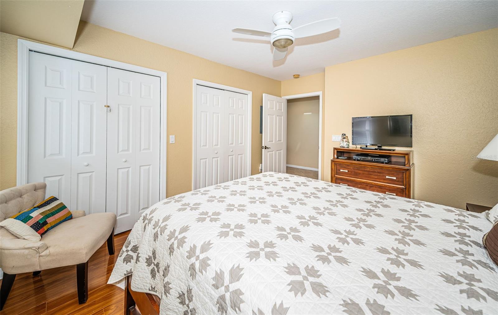 Image 42 of 68 For 1912 Gulf Boulevard 305