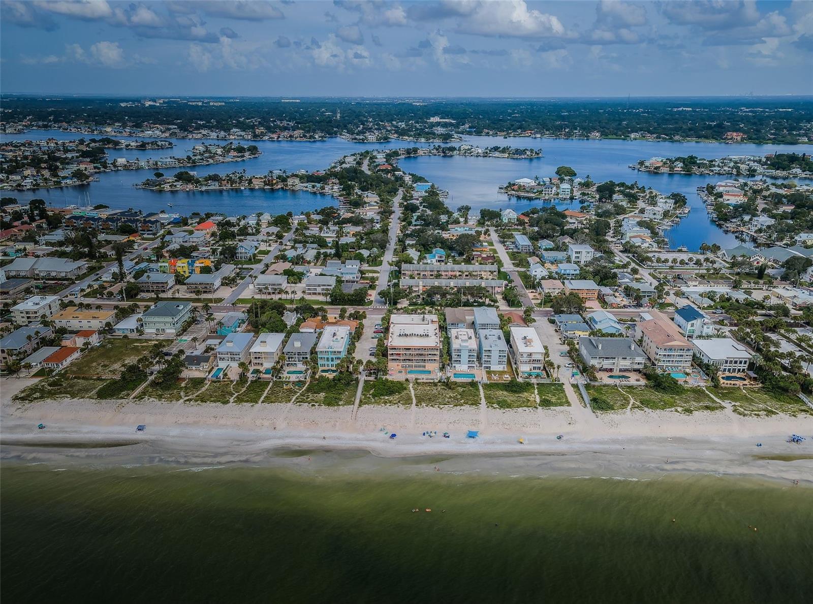 Image 61 of 68 For 1912 Gulf Boulevard 305