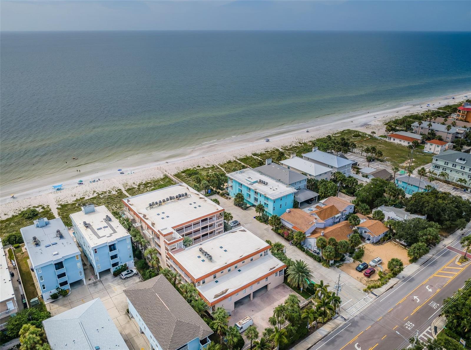 Image 8 of 68 For 1912 Gulf Boulevard 305