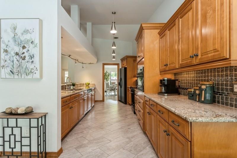 Image 21 of 49 For 3342 Waterford Drive