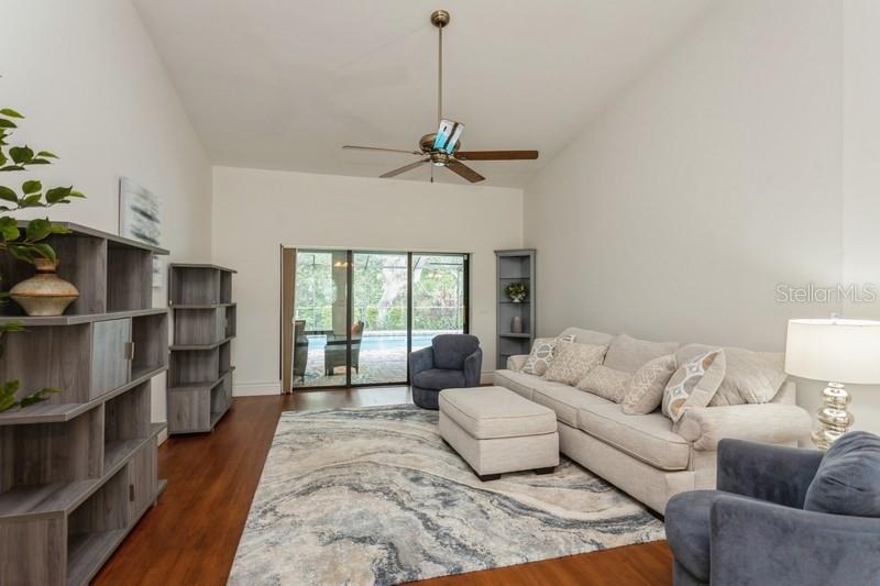 Image 4 of 49 For 3342 Waterford Drive