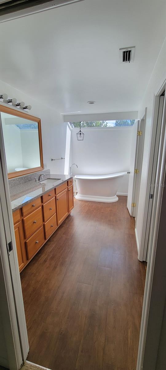 Image 30 of 36 For 1524 New Jersey Oaks Court