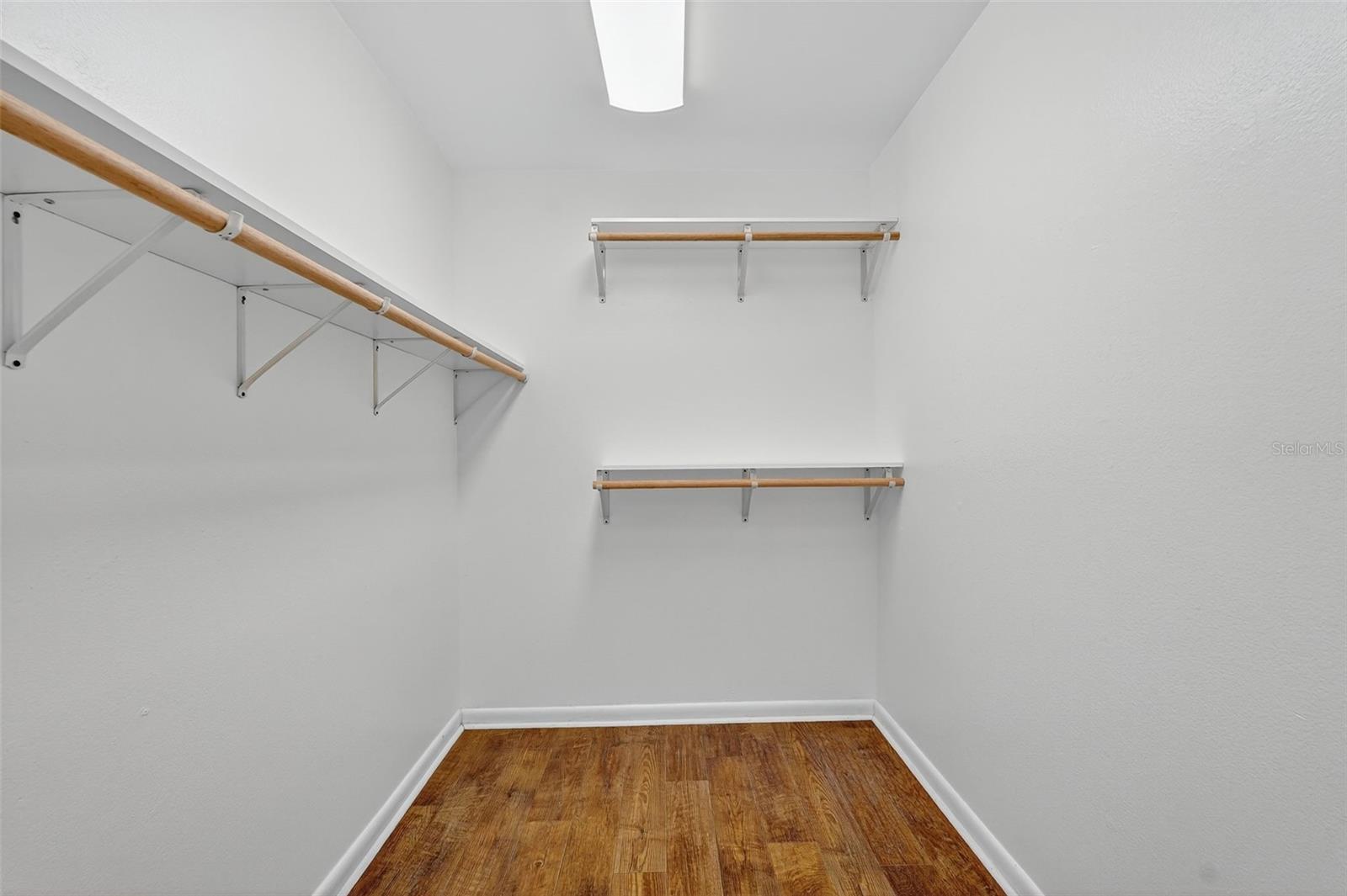 Image 49 of 59 For 1524 New Jersey Oaks Court