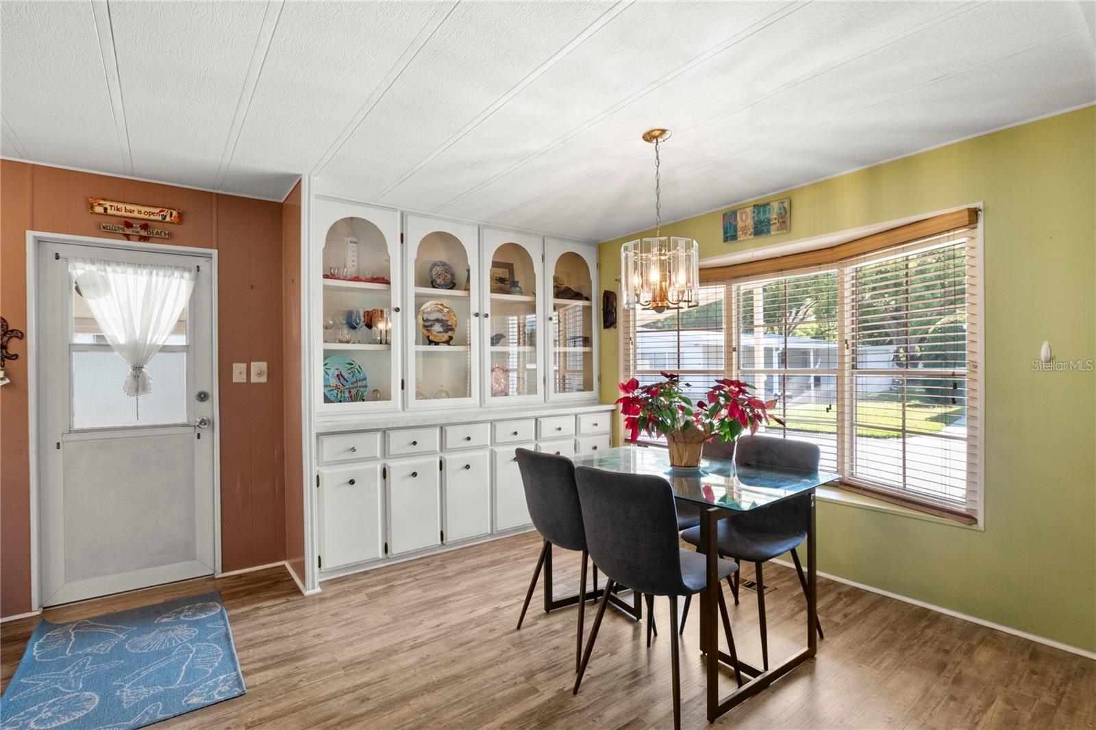 Image 9 of 31 For 12501 Ulmerton Road 89