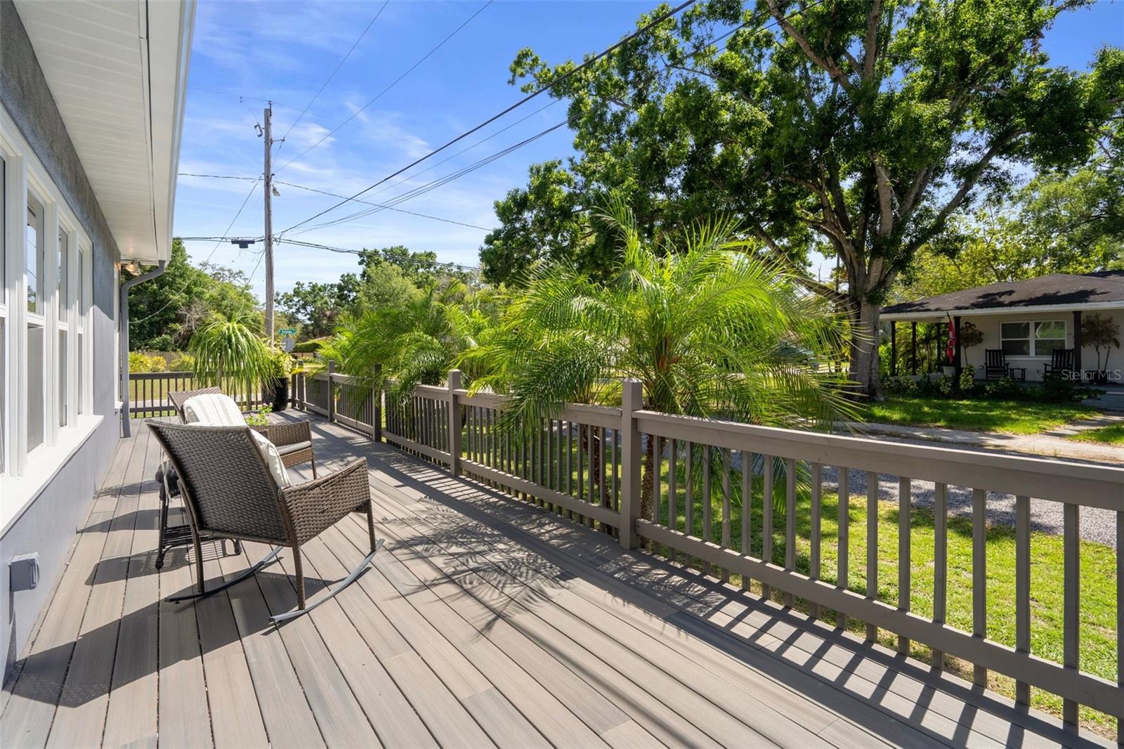 Listing photo id 49 for 1209 Adalee Street