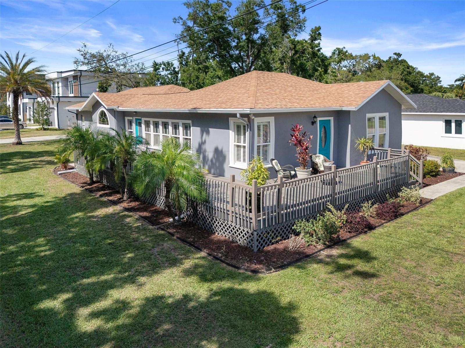 Listing photo id 58 for 1209 Adalee Street