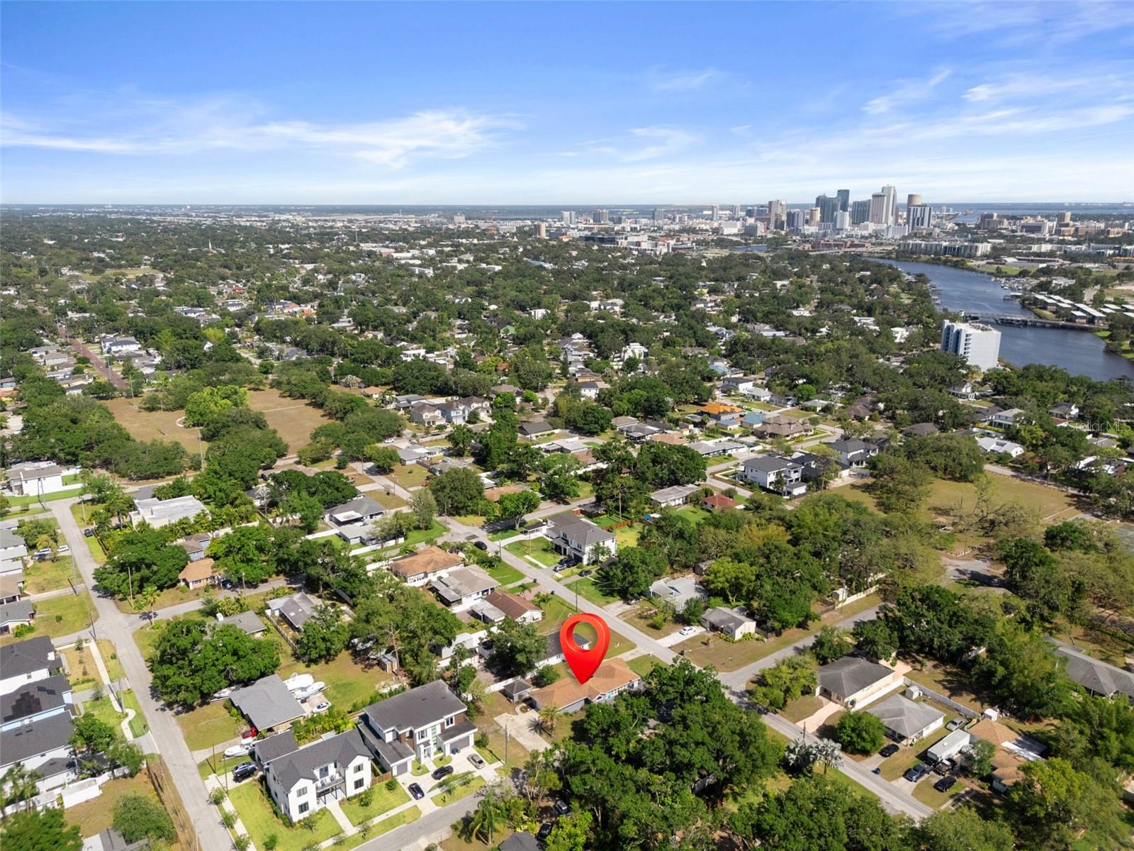 Listing photo id 68 for 1209 Adalee Street