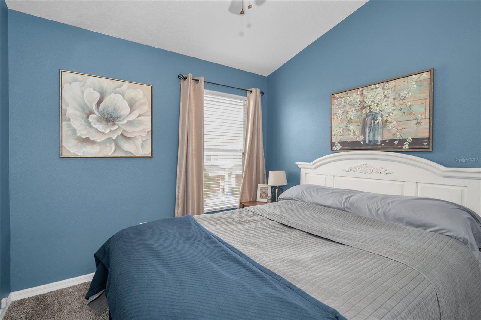 Listing photo id 26 for 6902 47th Lane N