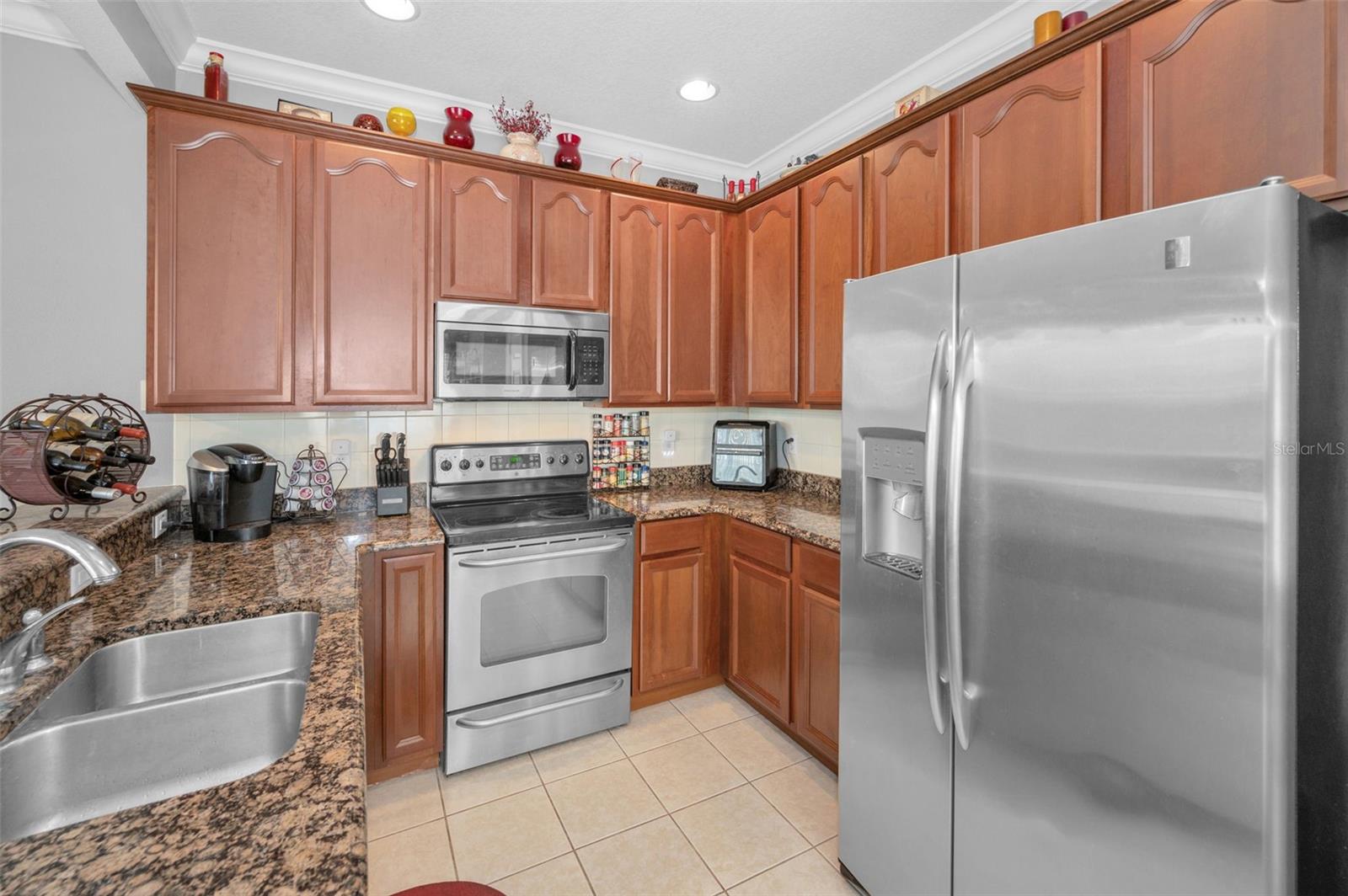 Listing photo id 1 for 6902 47th Lane N