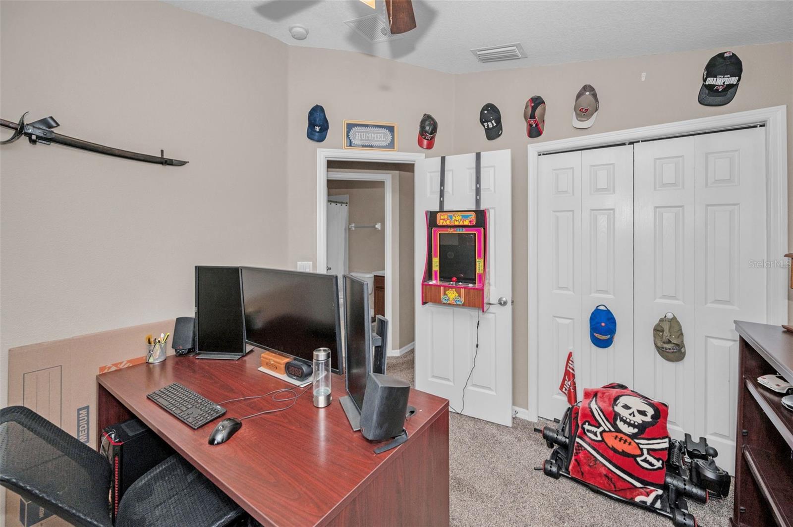Listing photo id 30 for 6902 47th Lane N