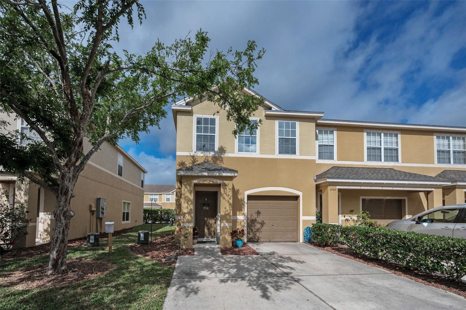 Listing photo id 4 for 6902 47th Lane N