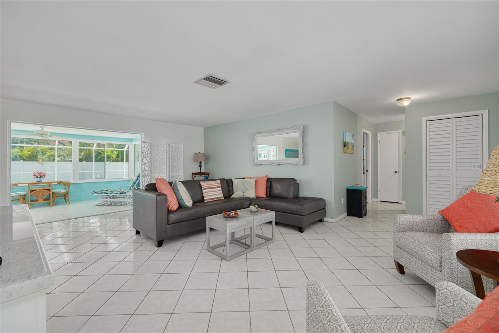 Image 6 of 45 For 1101 Mclean Street