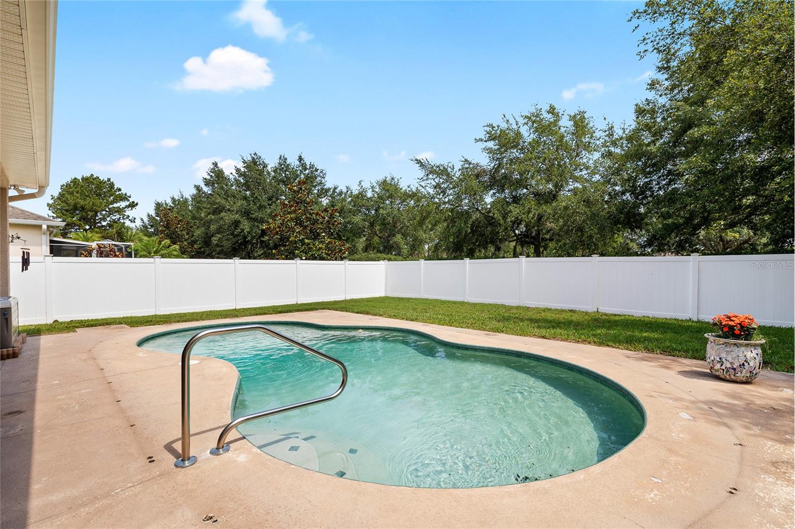 Image 33 of 51 For 11845 Newberry Grove Loop