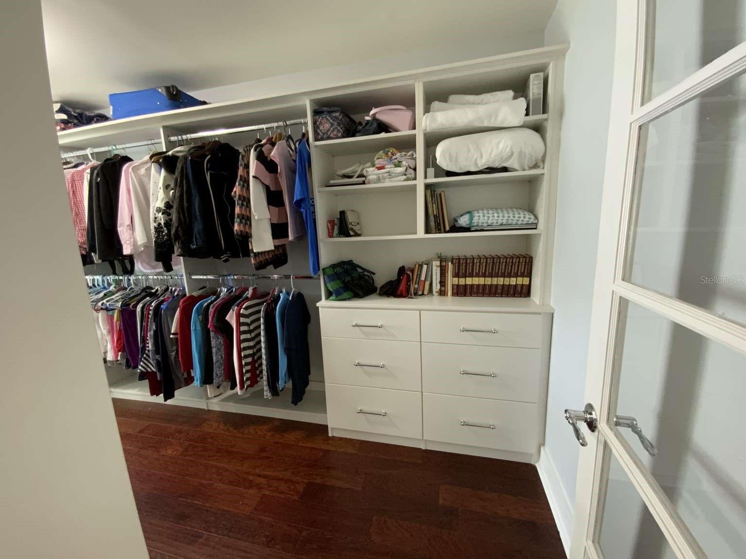 Listing photo id 10 for 209 Rosery Road