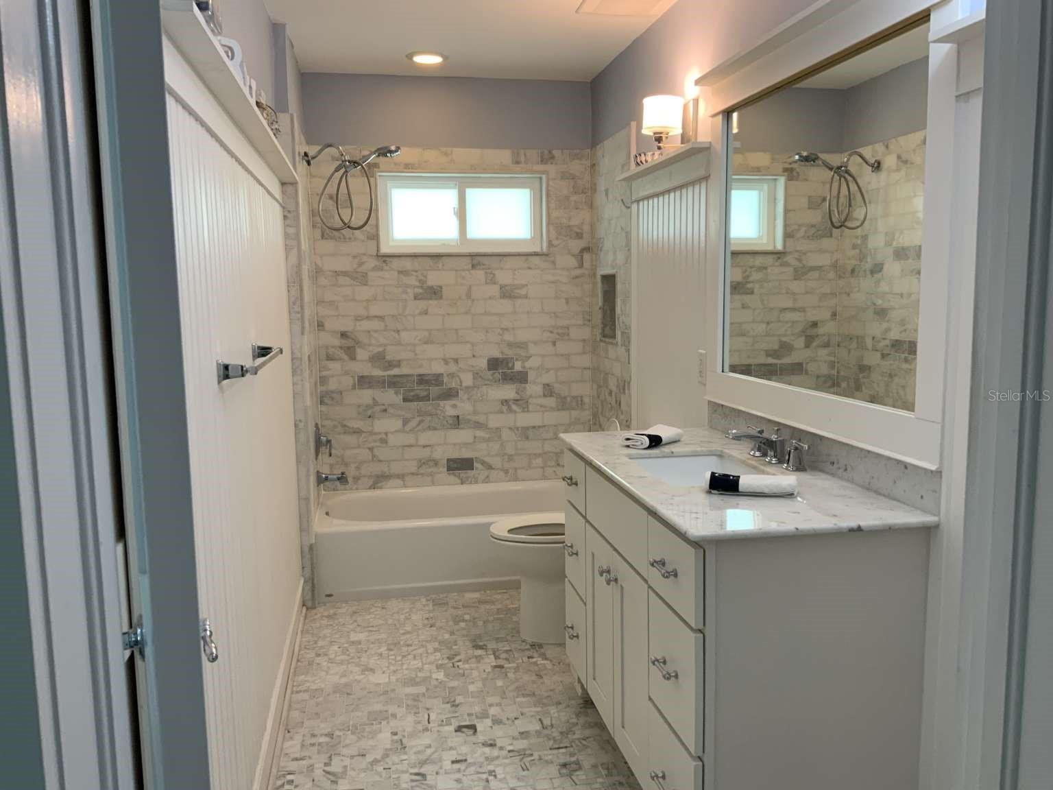 Listing photo id 16 for 209 Rosery Road