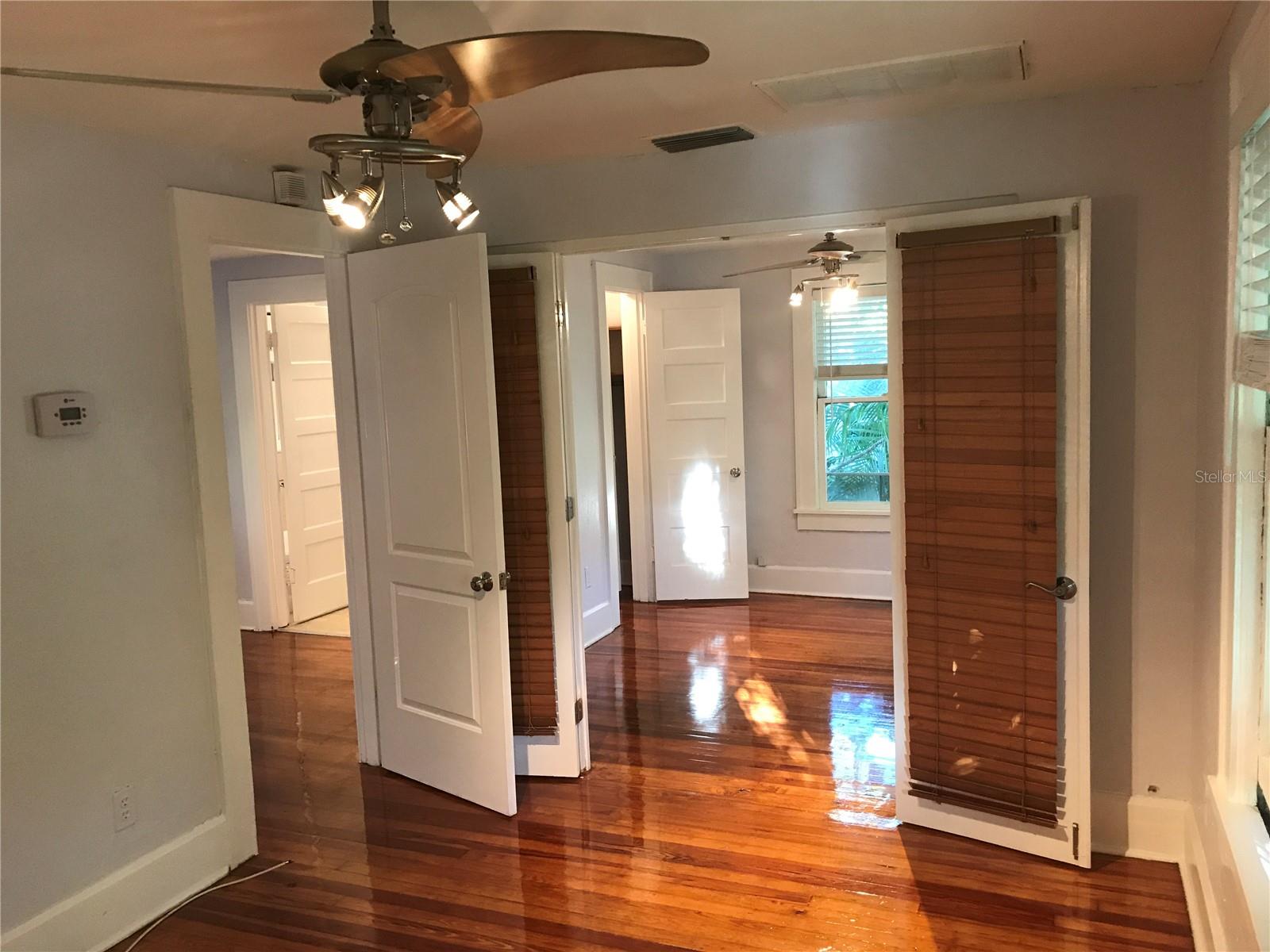 Image 23 of 39 For 122 19 Avenue N