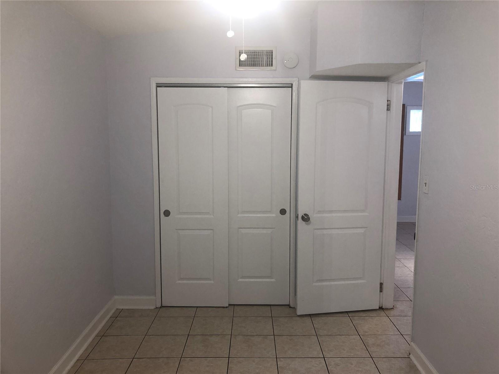 Image 33 of 39 For 122 19 Avenue N