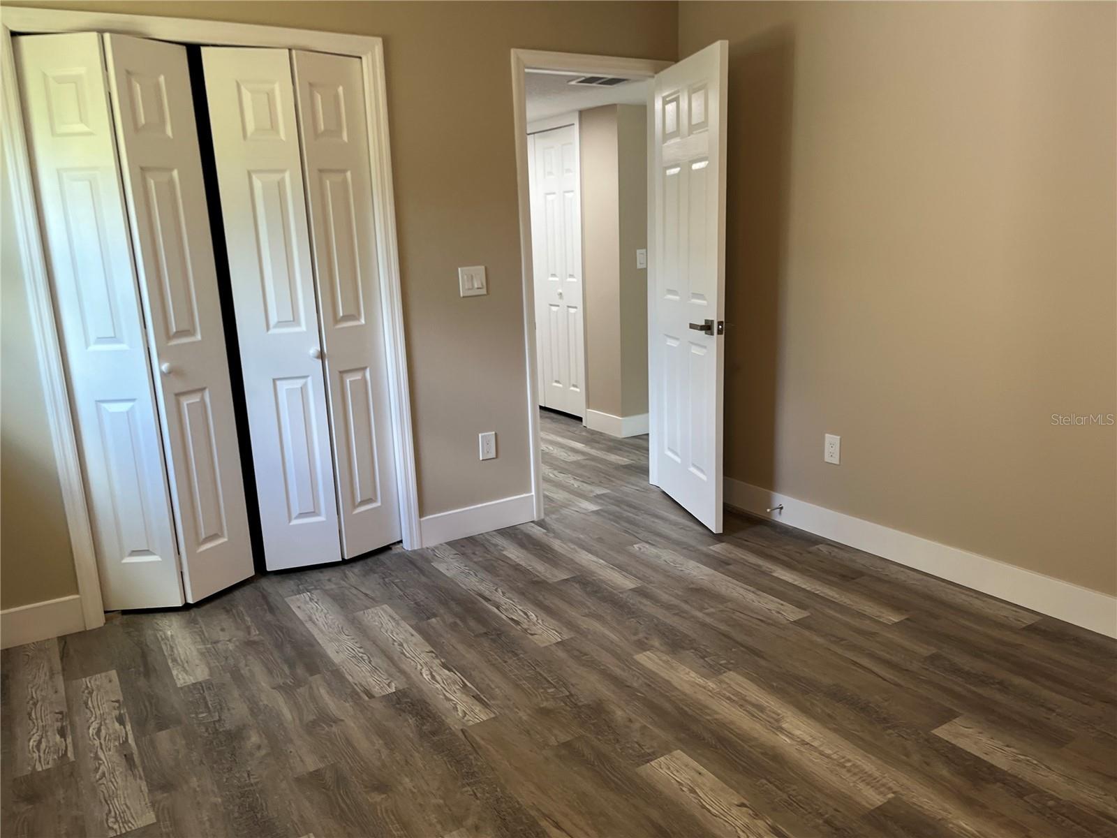 Image 13 of 28 For 10116 Highland Avenue