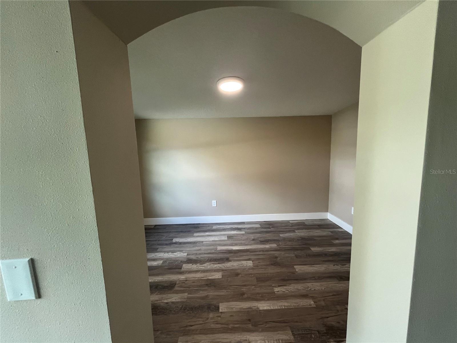Image 9 of 28 For 10116 Highland Avenue