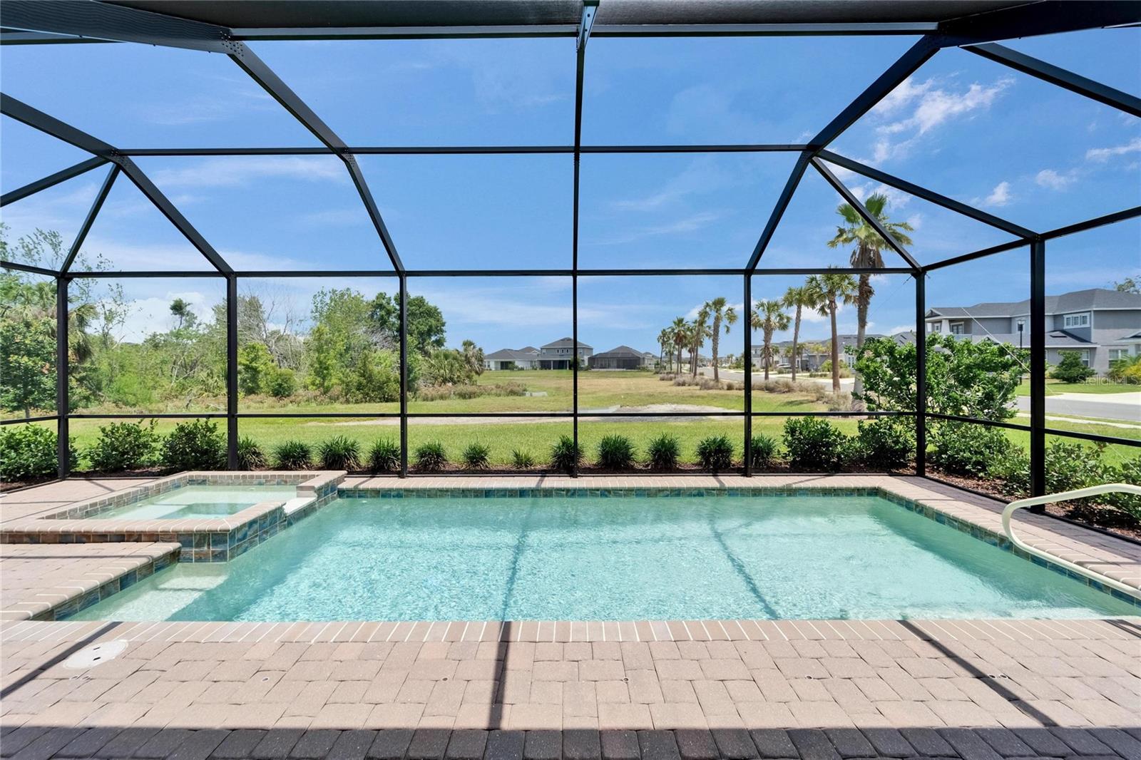 Image 28 of 60 For 5828 Clairwood Court