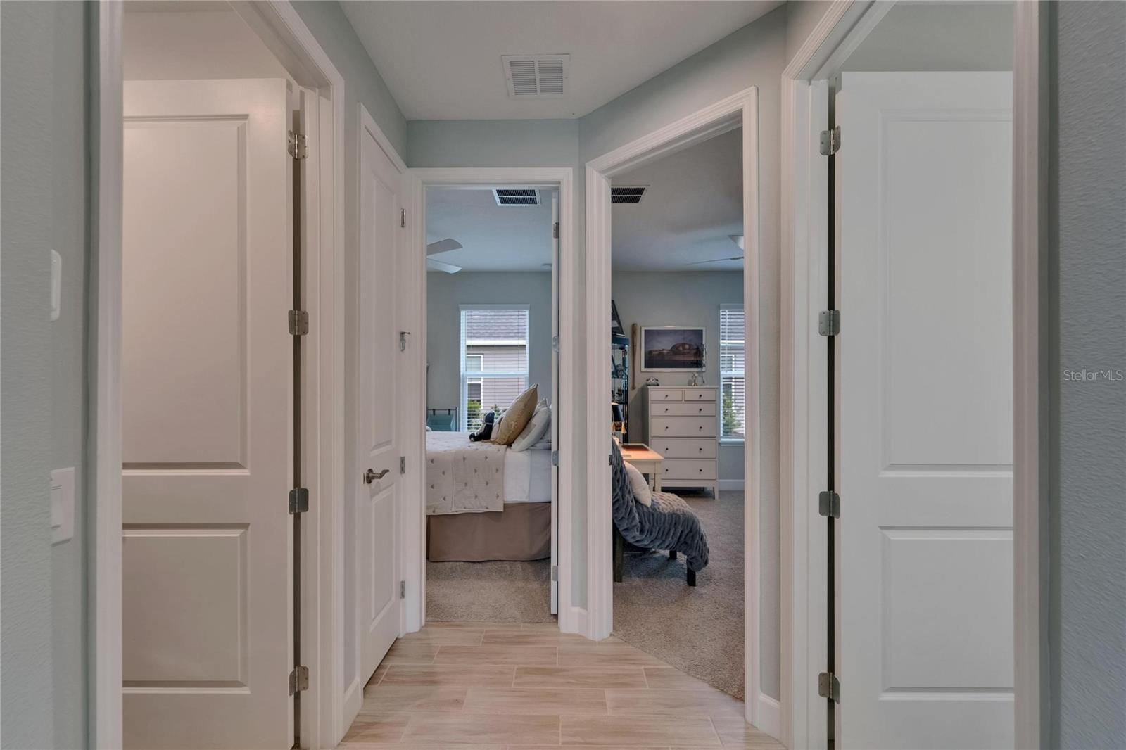 Image 43 of 60 For 5828 Clairwood Court