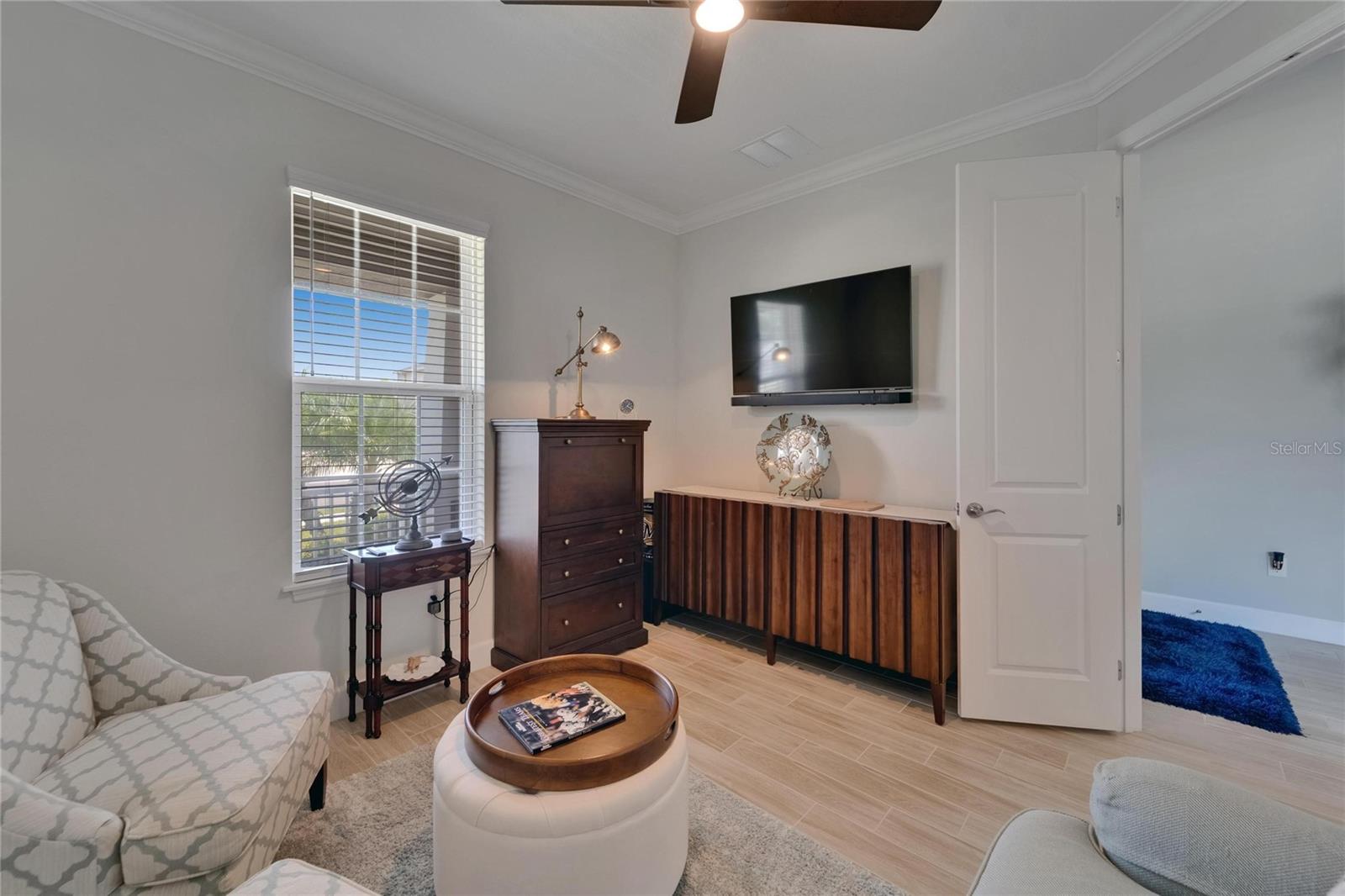 Image 7 of 60 For 5828 Clairwood Court
