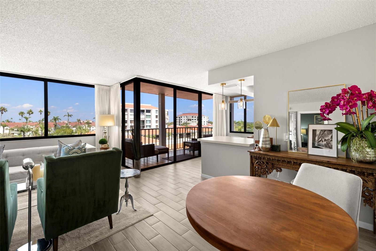 Image 8 of 45 For 6295 Bahia Del Mar Circle 406