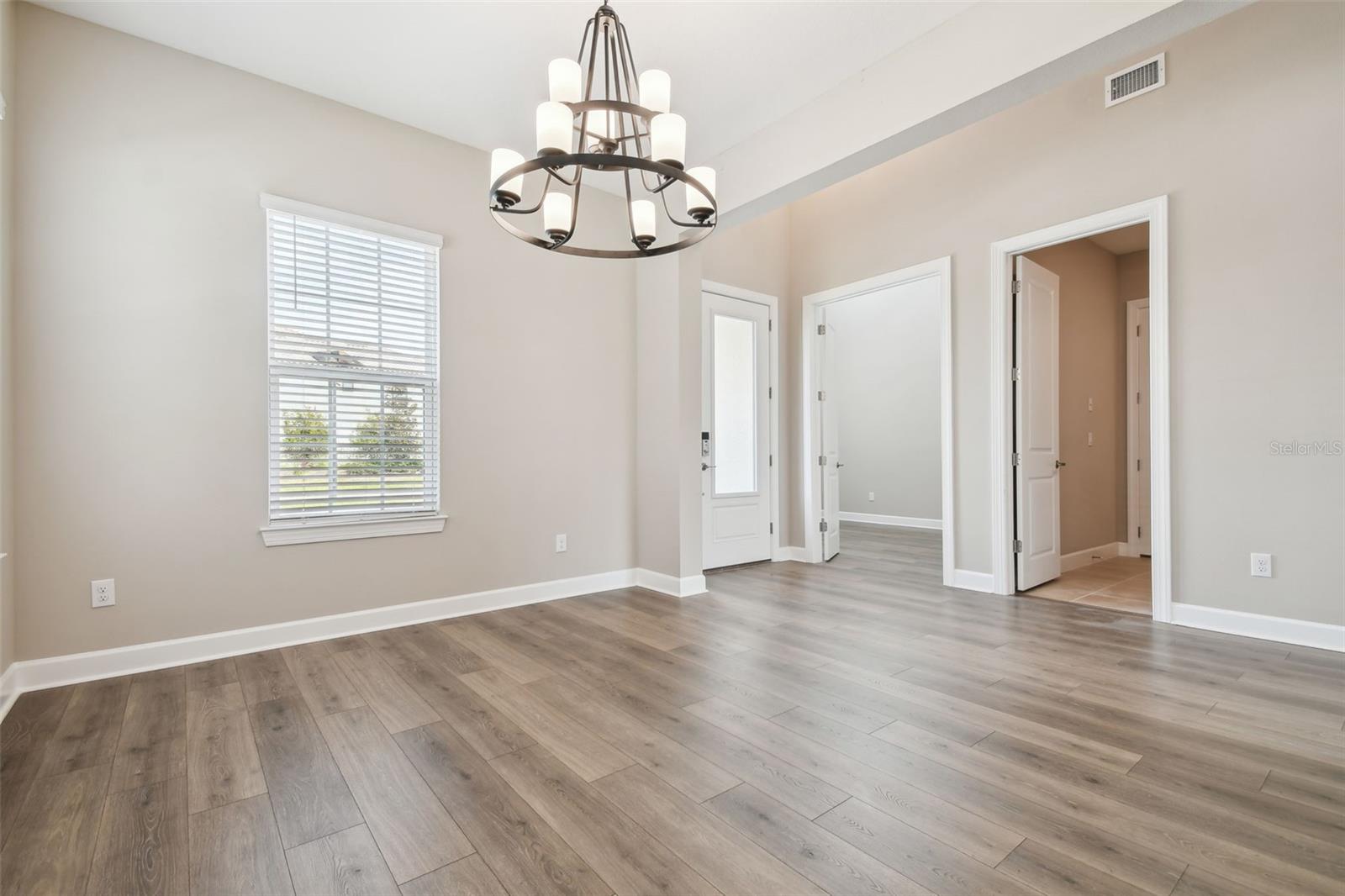 Listing photo id 1 for 34084 Torrent Lane