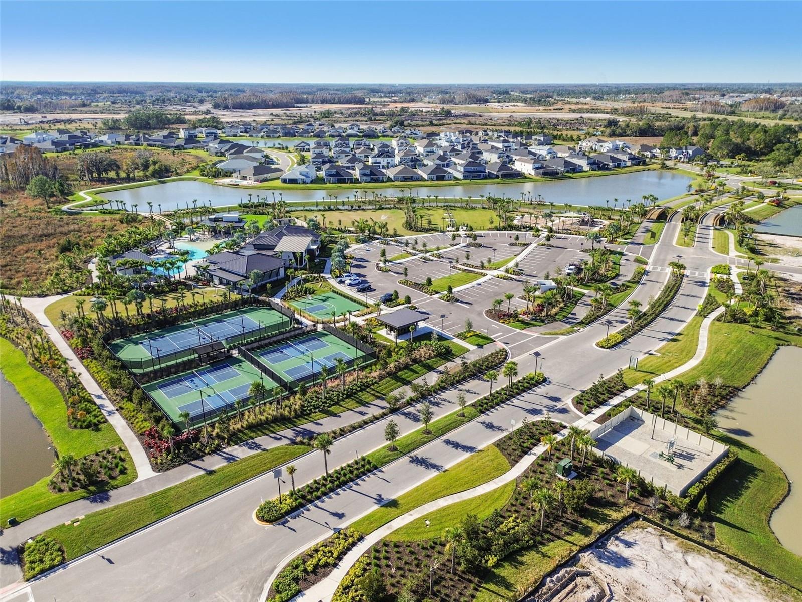 Listing photo id 64 for 34084 Torrent Lane