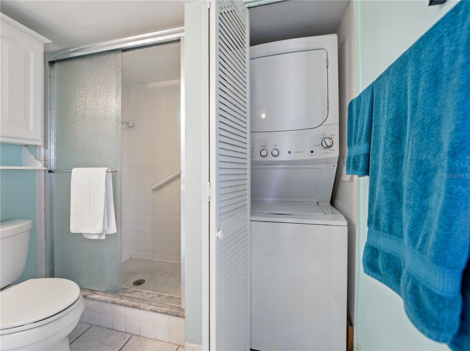 Image 11 of 49 For 7665 Sun Island Drive S 307