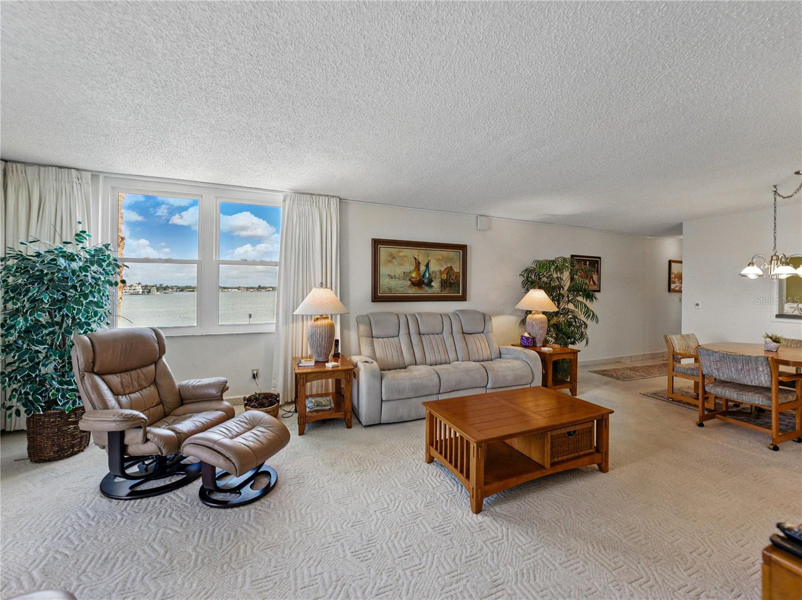 Image 2 of 49 For 7665 Sun Island Drive S 307