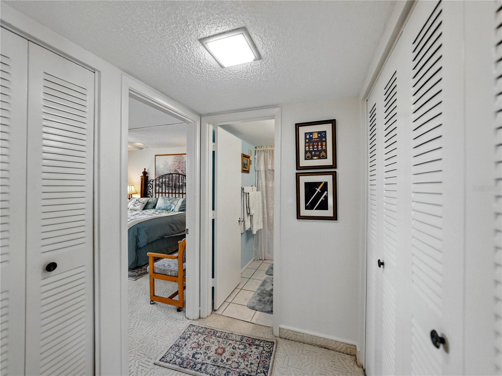 Image 20 of 49 For 7665 Sun Island Drive S 307