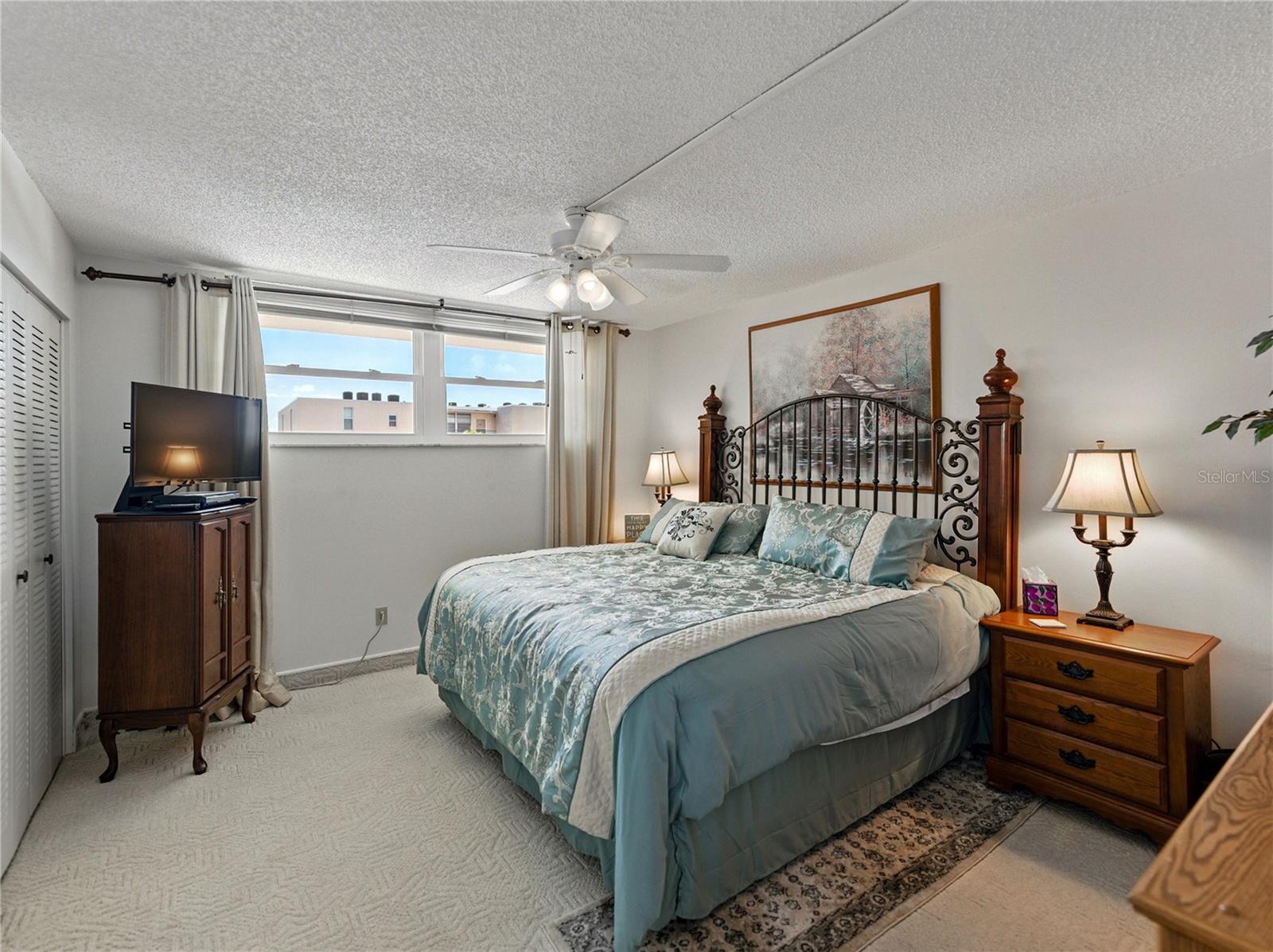Image 22 of 49 For 7665 Sun Island Drive S 307