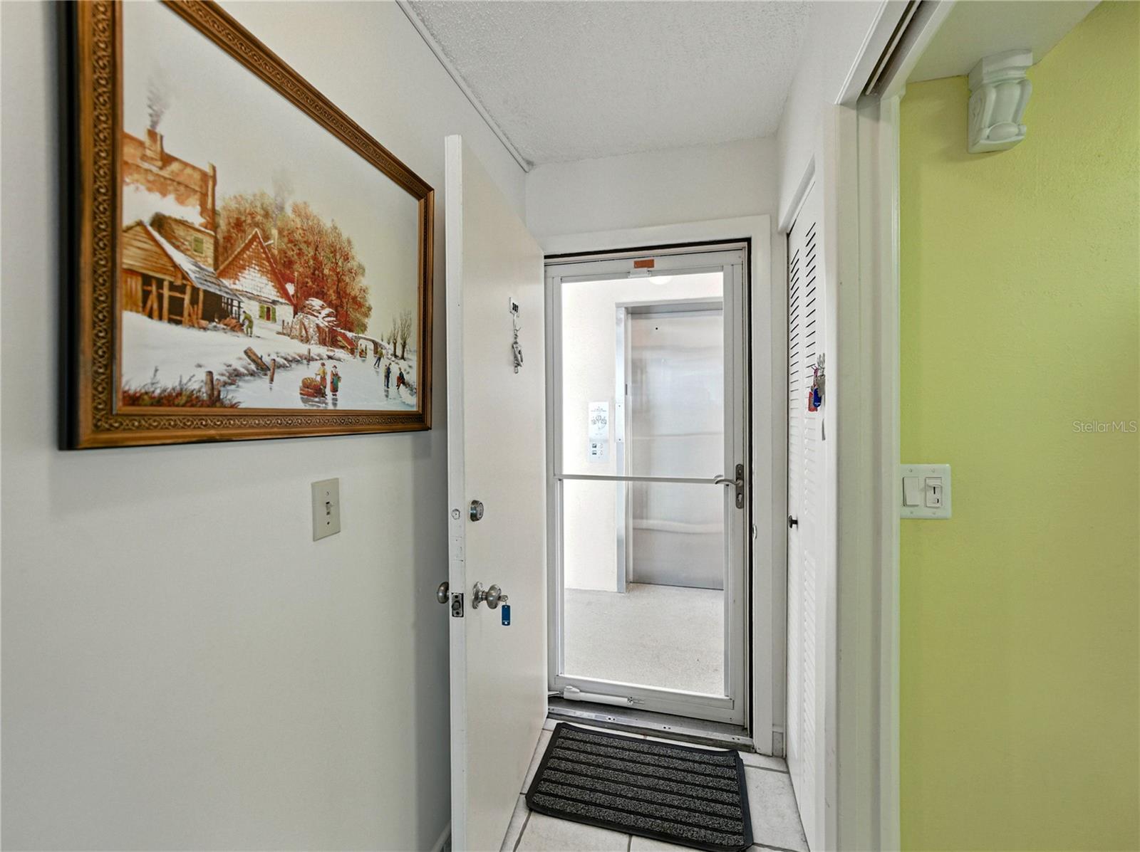 Image 30 of 49 For 7665 Sun Island Drive S 307