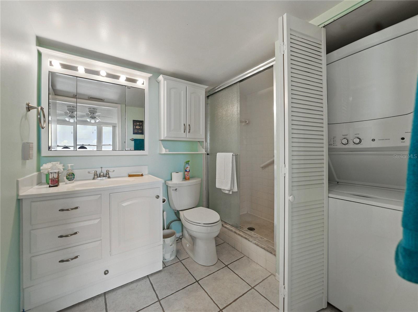Image 9 of 49 For 7665 Sun Island Drive S 307